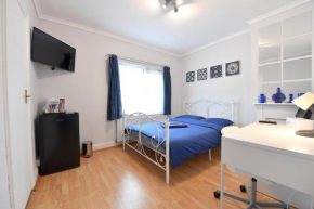 Luxurious double room free parking